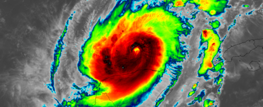 “Isaías” se convierte en huracán categoría 1 en el golfo de México