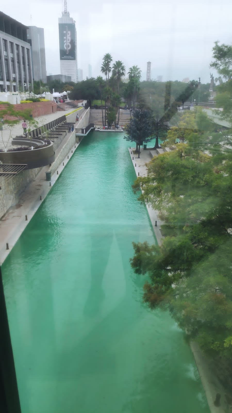 Paseo Santa Lucía, en Monterrey